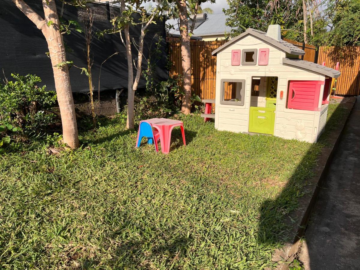 La Casita Creole Villa Avec Piscine Et Jacuzzi Сен-П'єр Екстер'єр фото